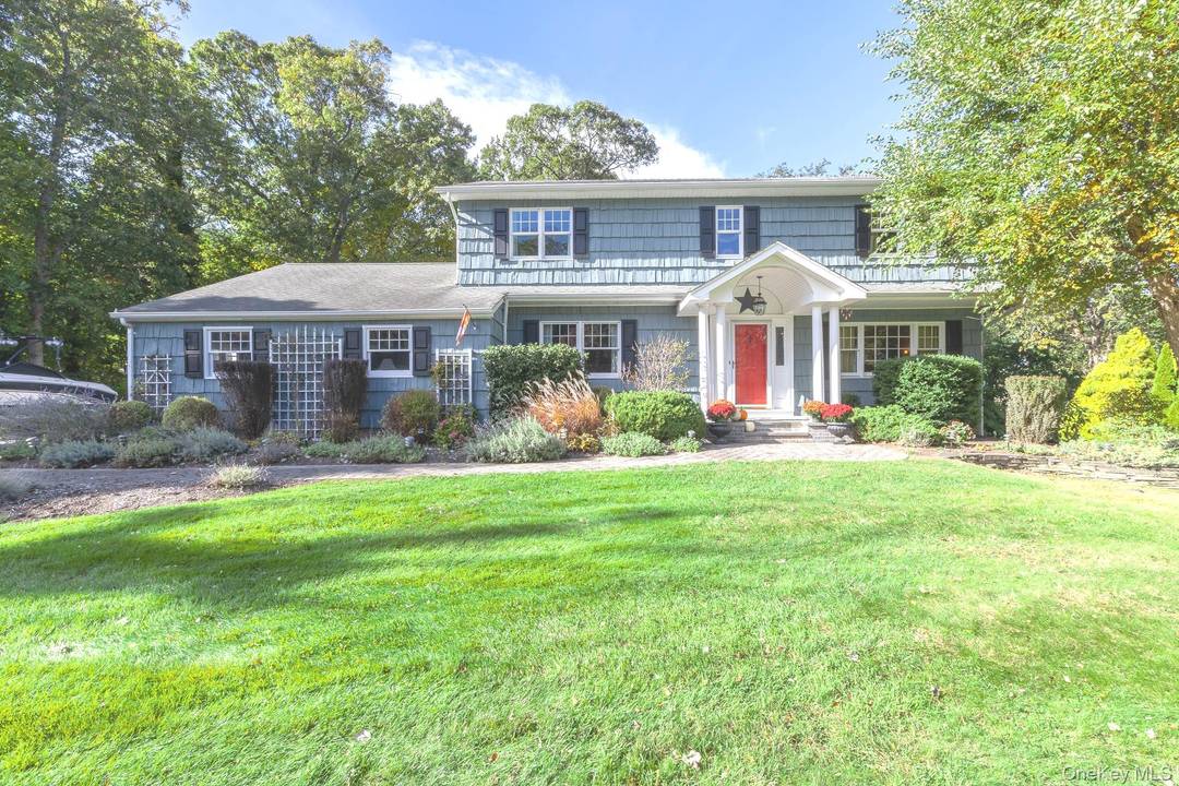 Welcome to this Turn Key Colonial located in desirable Harbor View Estates just 2 houses from Setauket Harbor on Long Island's picturesque North Shore.