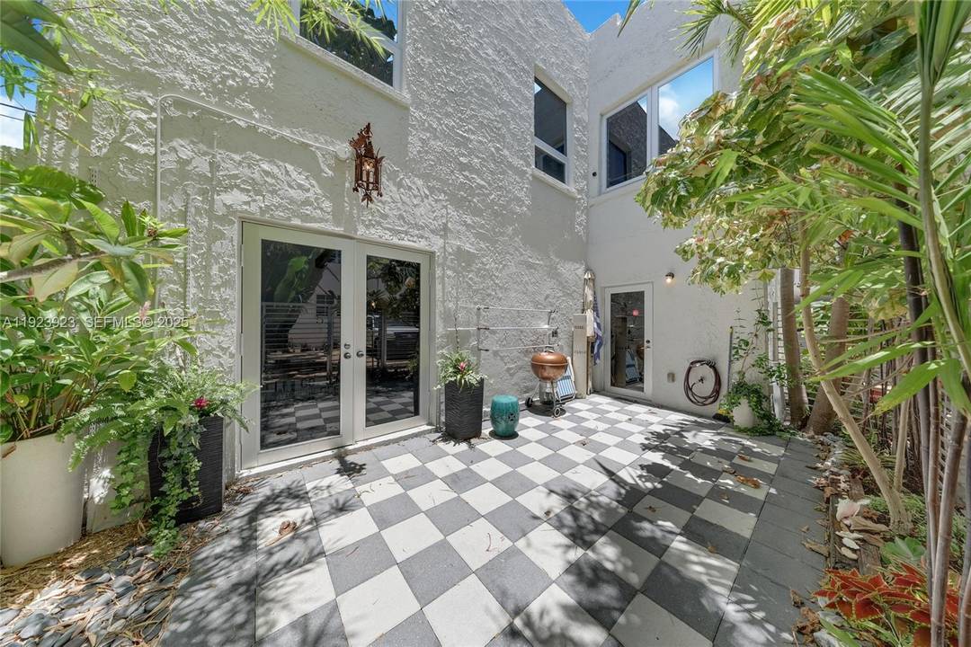 . Virtual Tour https www.