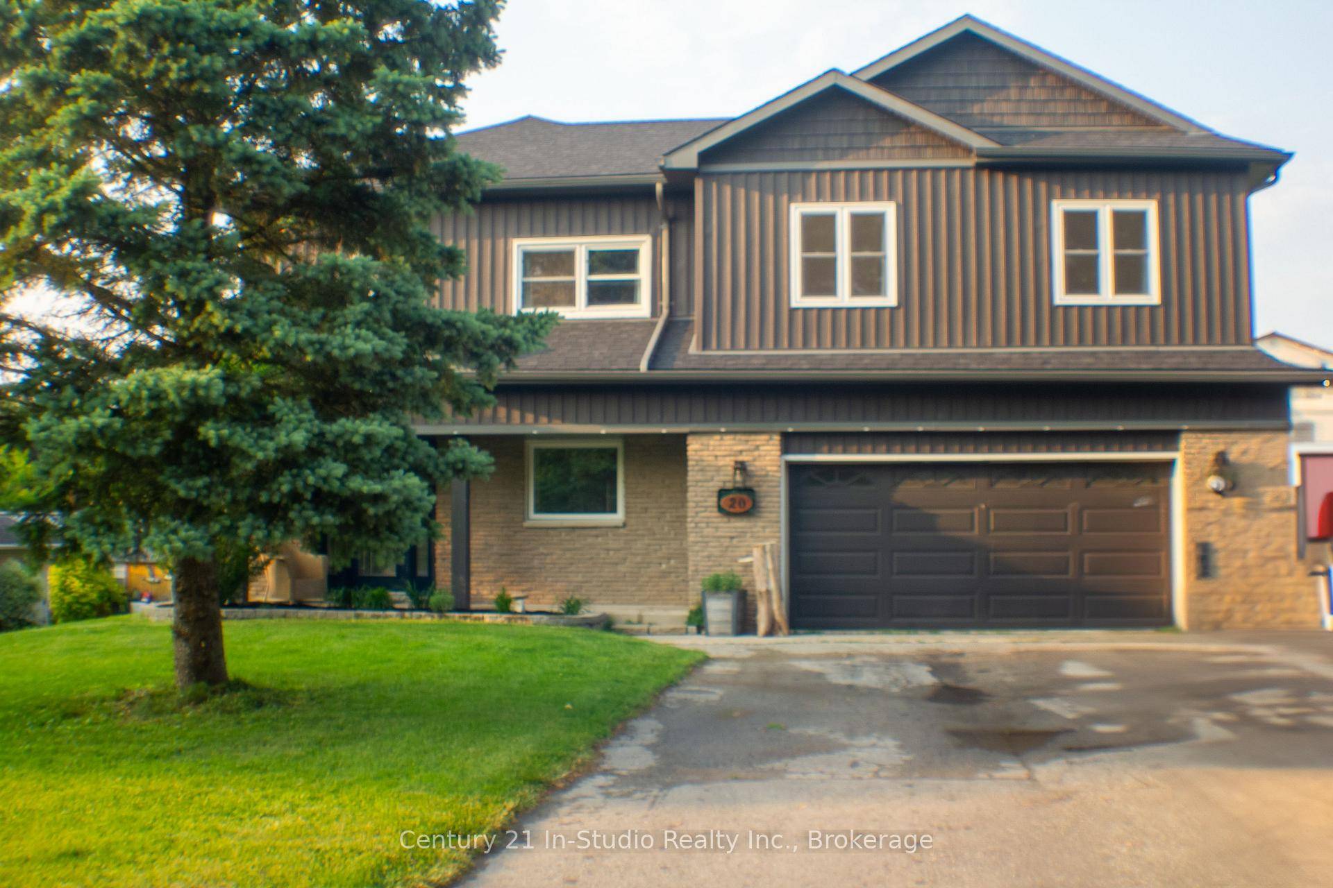 20 Mohawk St., is nestled in a mature amp ; friendly neighbourhood on the north east side of Clinton just a short distance from the schools.