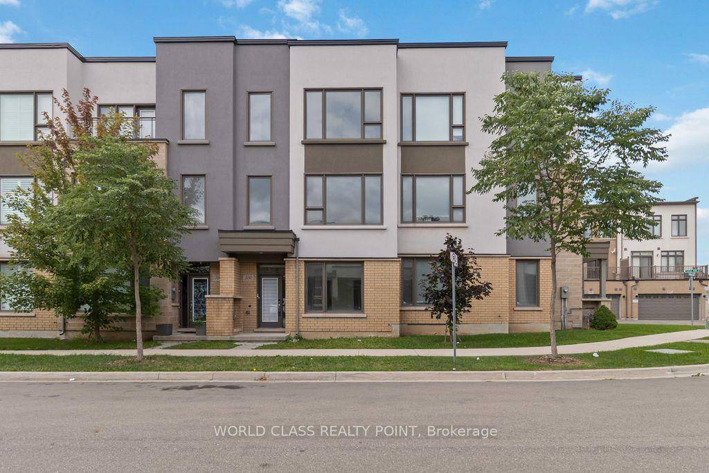 Experience contemporary living in this stunning 3 storey townhouse.