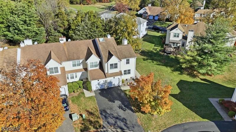 Welcome to Chambers Brook, one of Branchburg's most sought after communities !