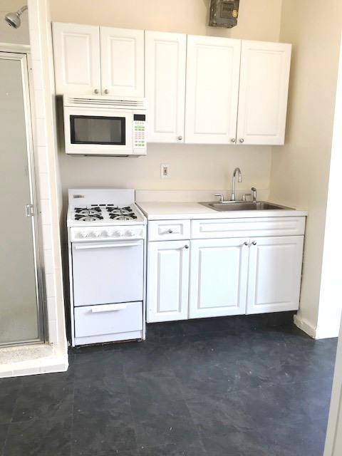 Bright 1BR with northern exposure, in a well kept walk up building in a great location just south of Washington Square Park in the NYU Area.
