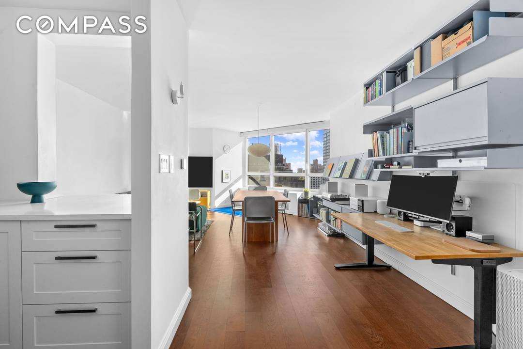 High above the Upper East Side, Residence 2911 at Carnegie Park is the largest 1 bedroom in the building, and offers a light filled sanctuary where thoughtful design meets effortless ...