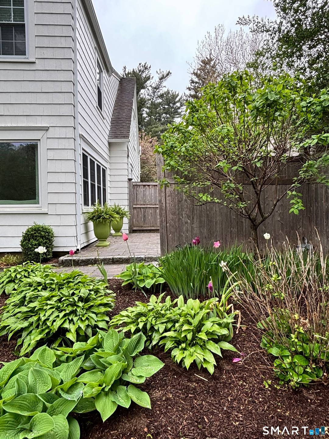 Welcome to this storybook cape in a prime location !