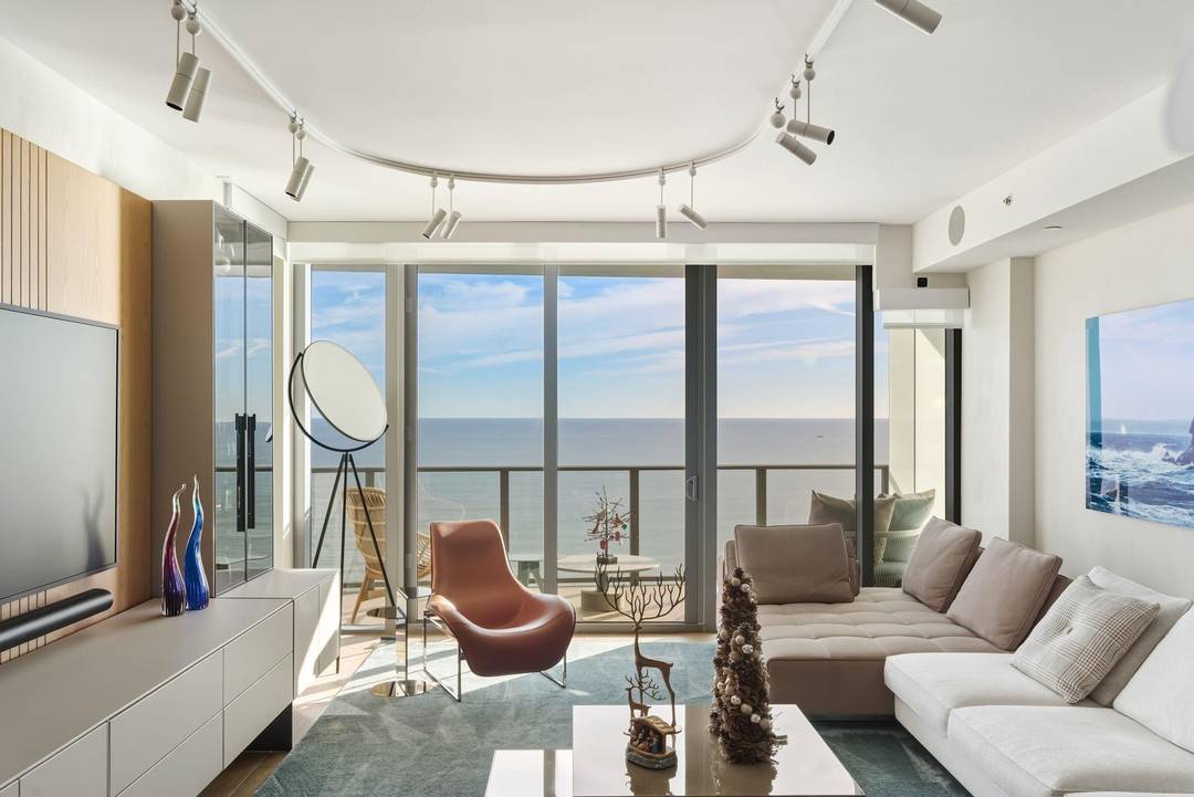 Designer curated North East Corner residence !