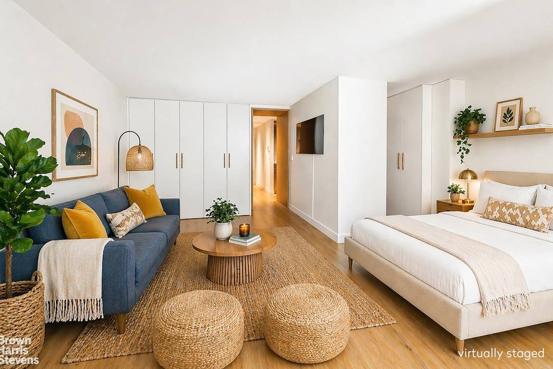 Private Garden Apartment !