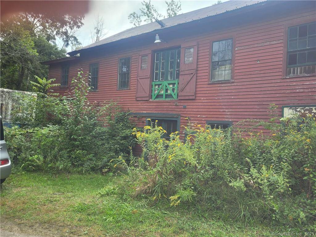 2 Historical Mill Buildings Proposed 35 40 Multi Family eligible for State Federal Tax Credits 2 Historic Mills 40, 834 combined SF, 1.