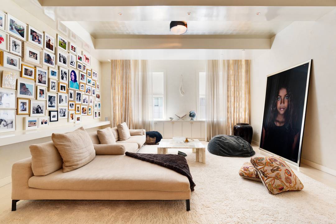 Downtown by Starck at 15 Broad Street is the product of world renowned architect Phillipe Starck and provides residents with luxurious living spaces, first class amenities, and a sought after ...