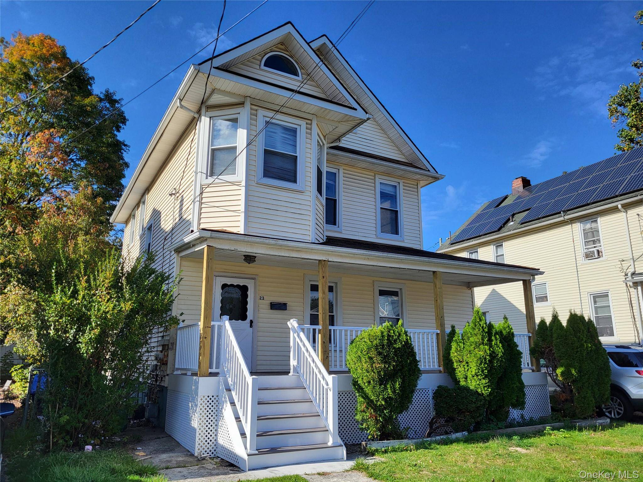 Spacious 4 Bedroom Mother Daughter Home for Rent Welcome to 23 Albert Street, a rare rental opportunity in the heart of Middletown !