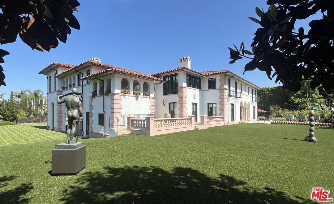 107   Fremont Pl 7BR Hancock Park La