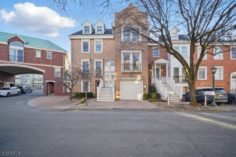 Grand Riverfront townhome with its very own Private Dock on the Canal.