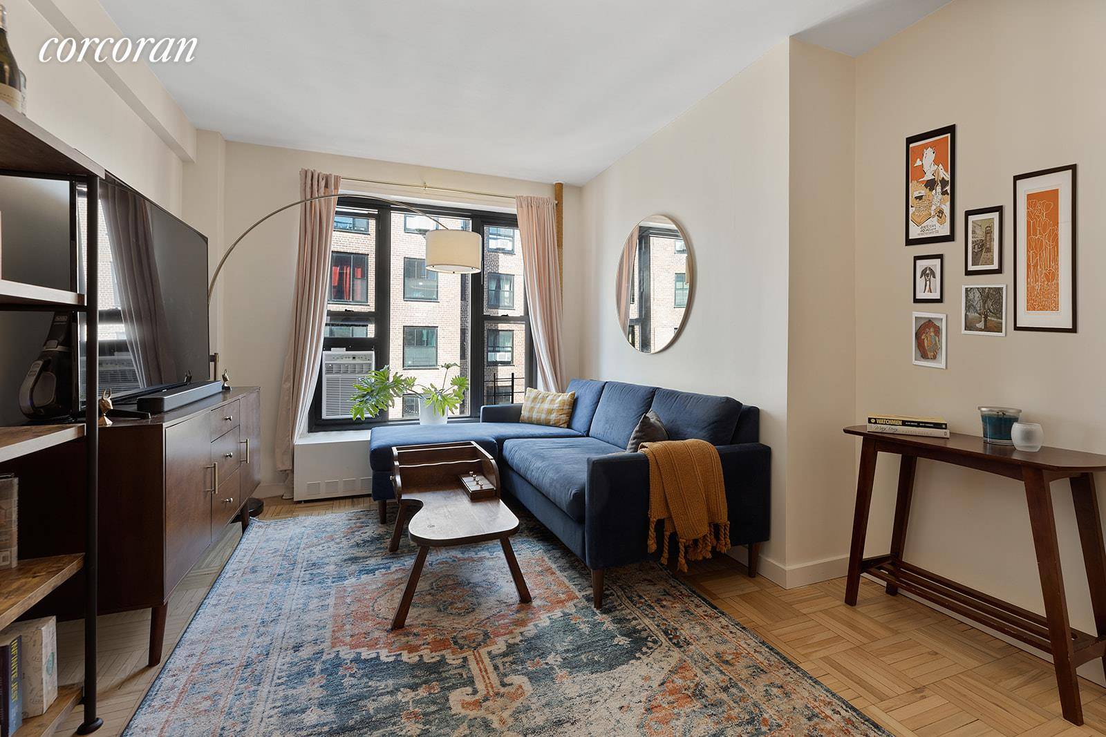 Back on the Market ! Every inch of this quiet, high floor home has been stylishly renovated to create a tranquil haven perched above the tree lined streets of Clinton ...