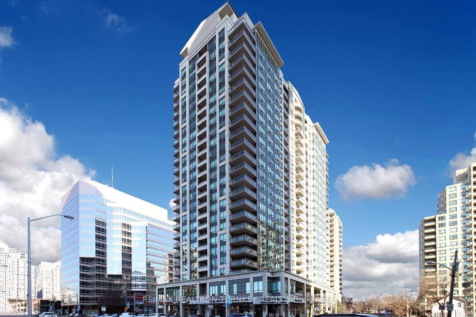Welcome to effortless city living in this beautifully maintained, 1 bedroom condo with Parking amp ; Locker in the heart of North York.