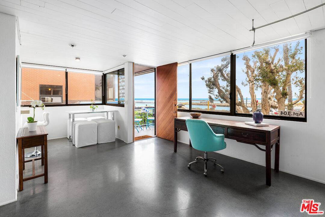 6209   Pacific Ave 1BR Playa Del Rey La