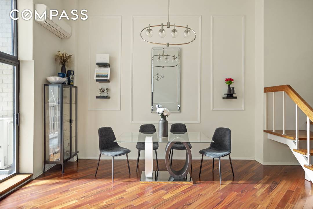 Welcome to residence 3M, your quiet oasis in the heart of Manhattan.