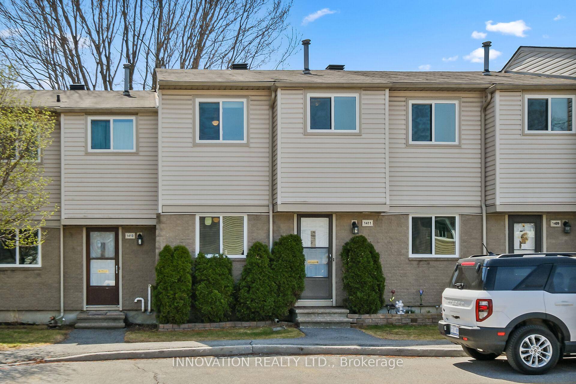 This 3 bedroom 1. 5 bath condo townhouse is the perfect starter home or for those looking to downsize !