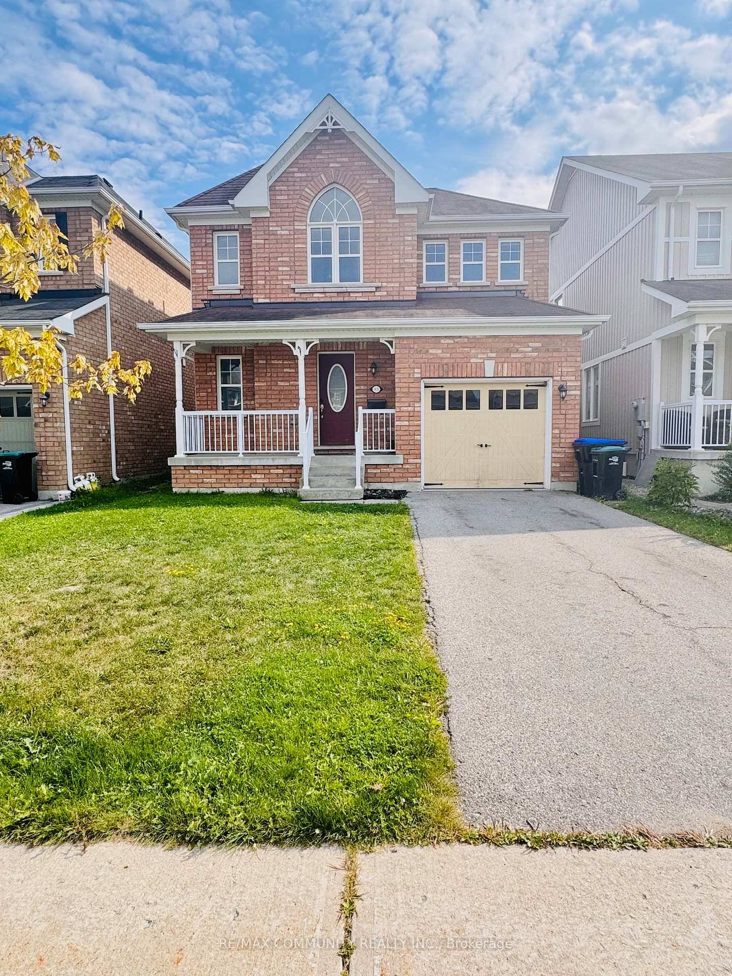 Beautiful and well maintained 3 bedroom, 2.