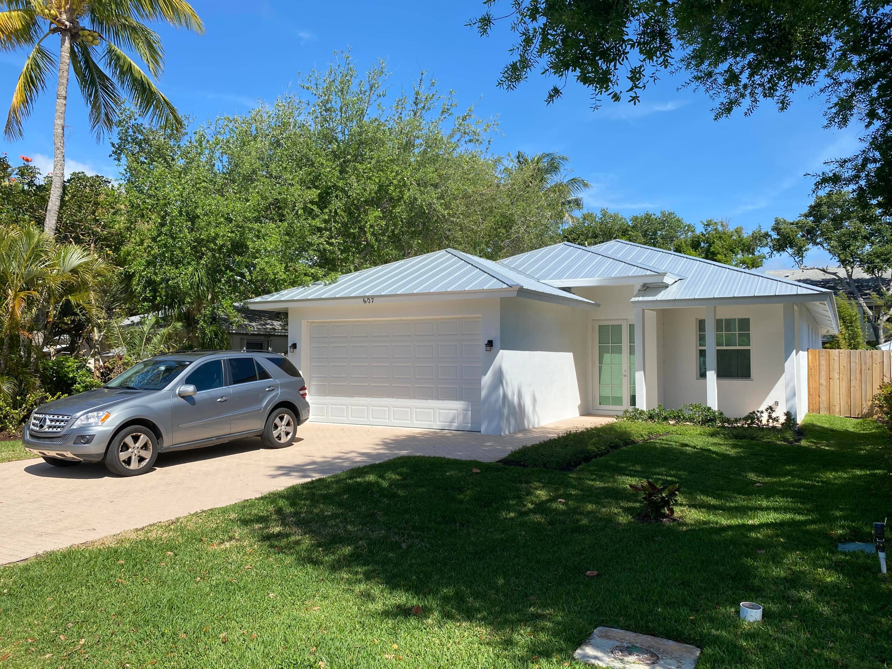 Charming Delray Beach home, close to Atlantic Ave and the beaches.