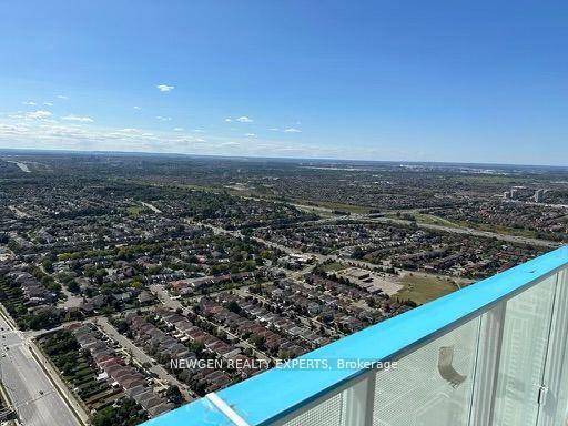 Excellent location in the Vibrant community of Mississauga.
