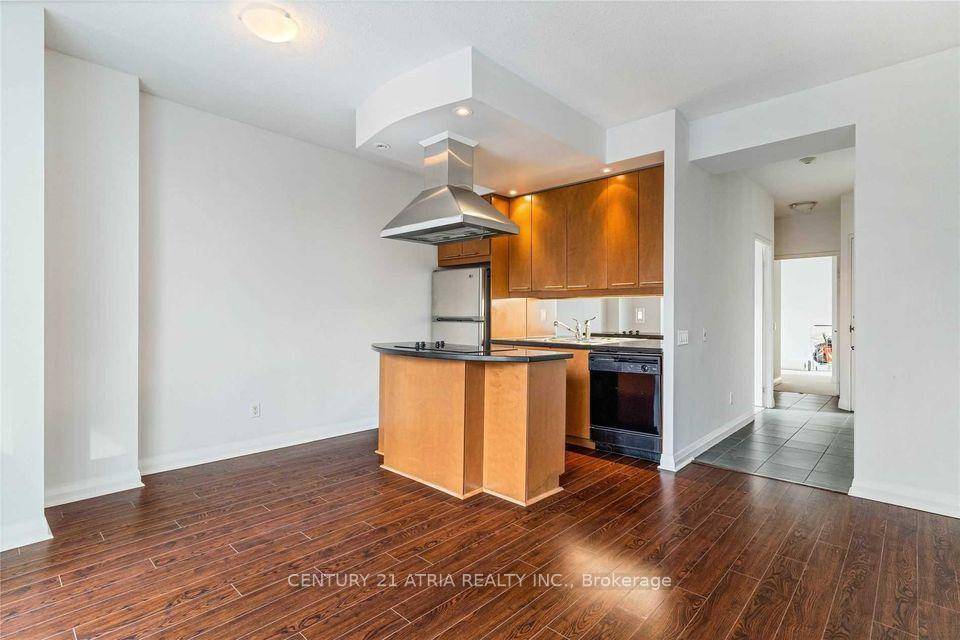 Executive Boutique Condo Close To U Of T, Short Walk To Bloor Yonge Subway Systems, Toronto's Trendy Yorkville, Two Bedroom Suite, Bright East View.