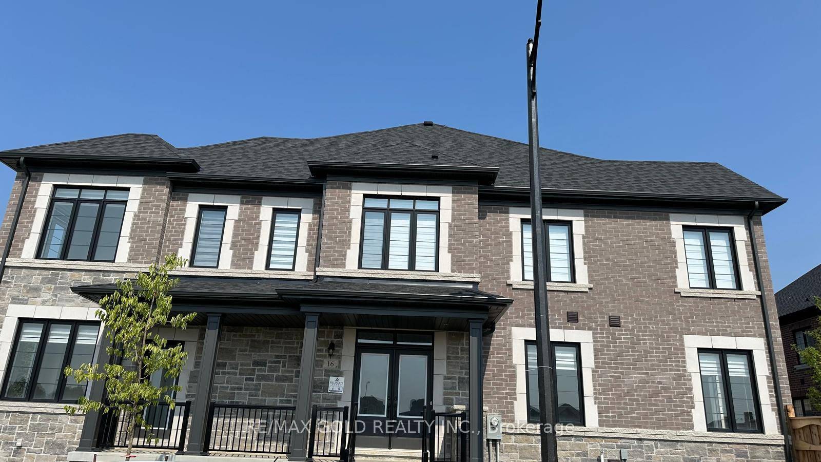 Exceptional 4 bedroom, 3 bathroom corner townhouse featuring modern elegance and functionality.