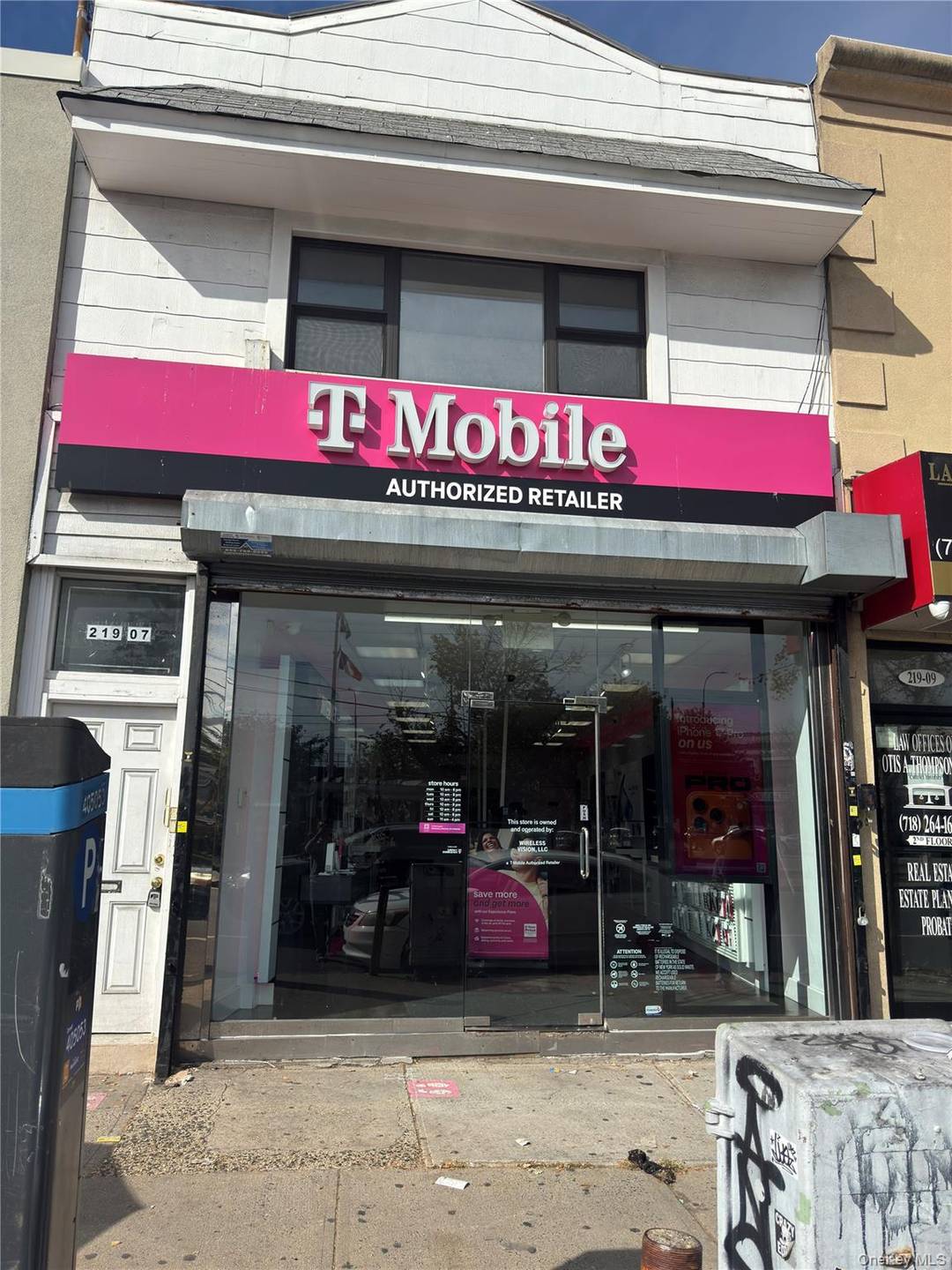 Very spacious amp ; modern apartment in very desired area of Queens.