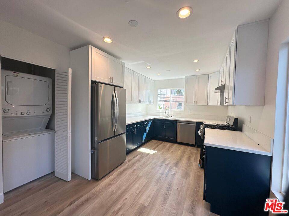 1462 S Wooster St 3BR Beverlywood La