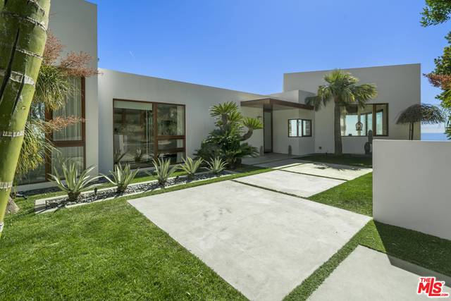 20851   Big Rock Dr Malibu LA