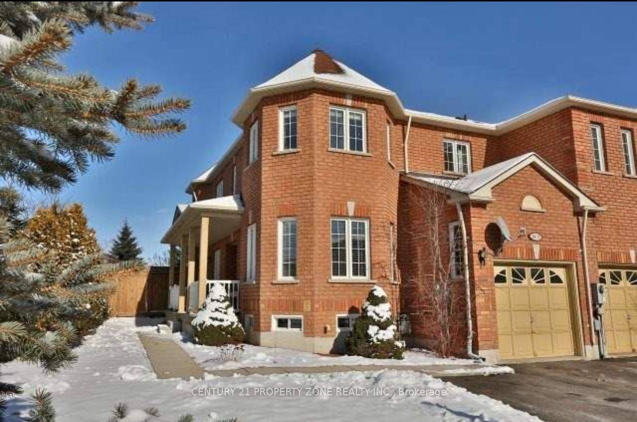 Gorgeous 2 Story End Unit Freehold Townhouse For Lease.