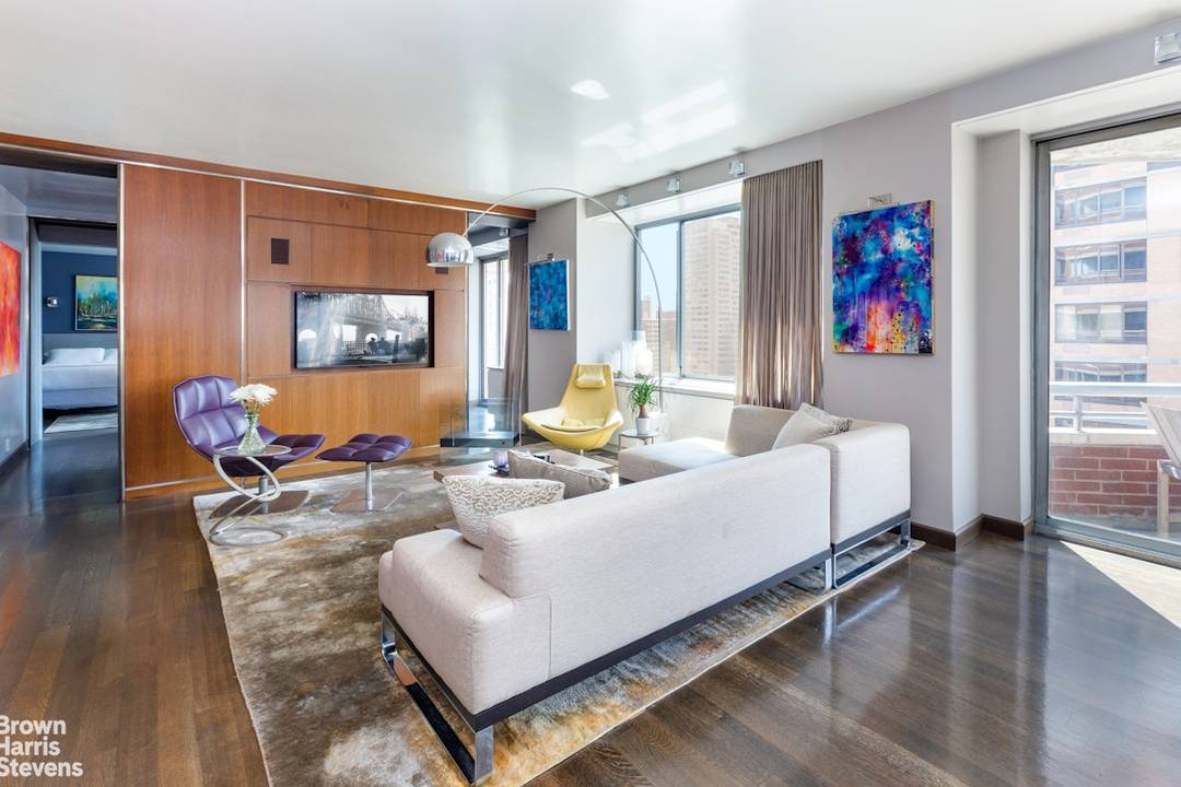Expansive and Glamorous UES Duplex with Private Outdoor Space Measuring over 3, 000 interior square feet and boasting an unbelievable five private outdoor spaces, this sensational duplex combines the scale ...