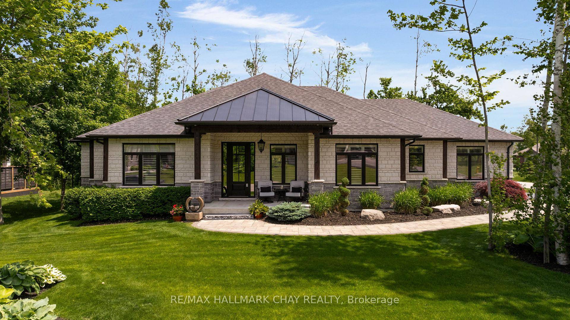 Client RemarksIf you're looking for the complete package A stunning custom built home with resort like backyard, situated in a quiet enclave of less than 90 custom built estate homes, ...