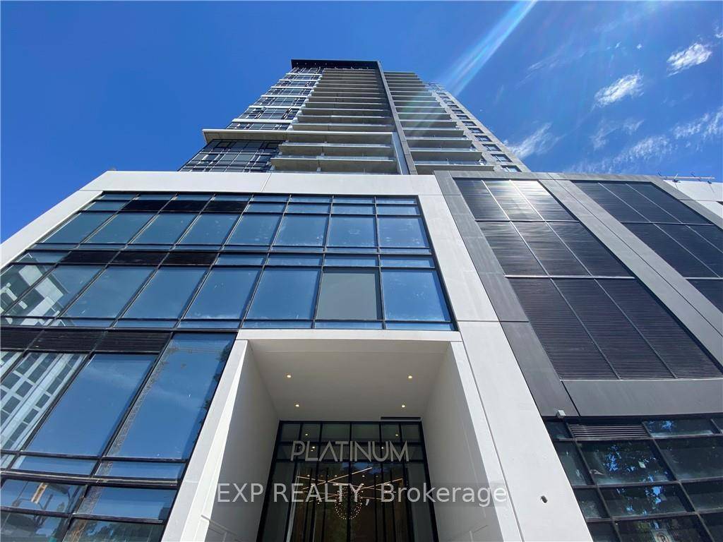 Welcome to 914 15 Queen St.