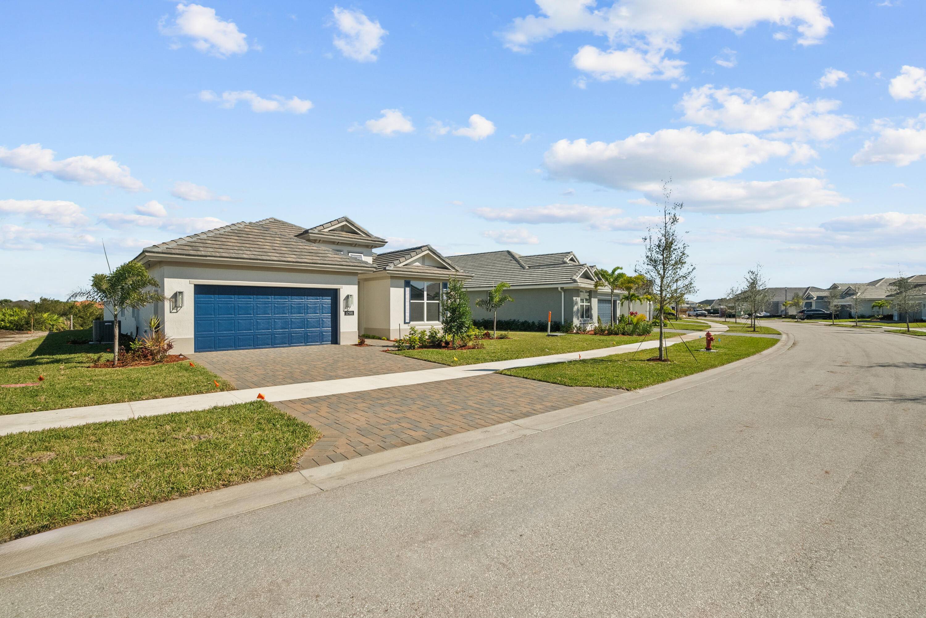 PRICE IMPROVEMENT FROM 531, 385 REDUCED to 501, 385 !