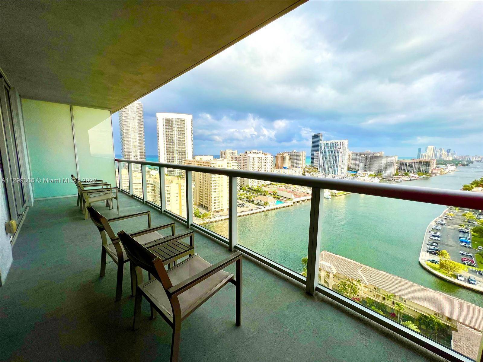 2Bed 2Bath At The Beachwalk Resort with Amazing Views.