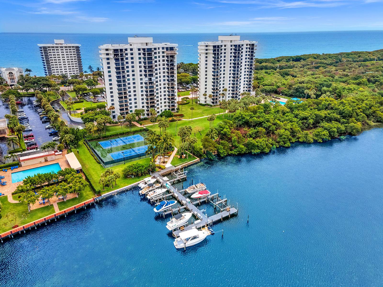Absolutely Stunning 3 Bedroom Model Condo with Gorgeous Ocean views !