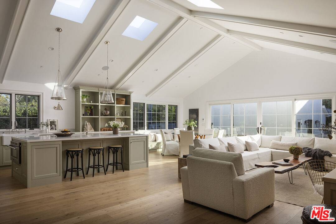 2515   Marguerita Ave 4BR Santa Monica La