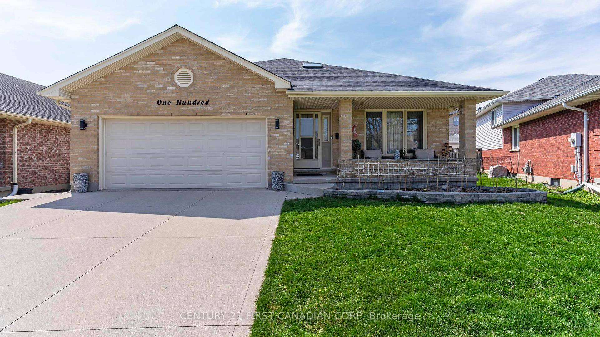 Welcome to this spacious 4 Level Back Split, perfectly nestled on a quiet street in one of White Oaks most desirable neighborhoods.