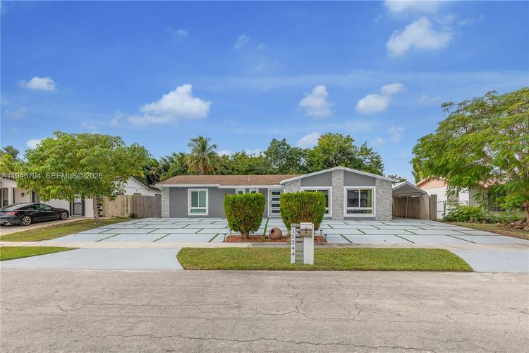 Beautiful 4 bedroom, 2 bath home in a prime Southwest Dade location.