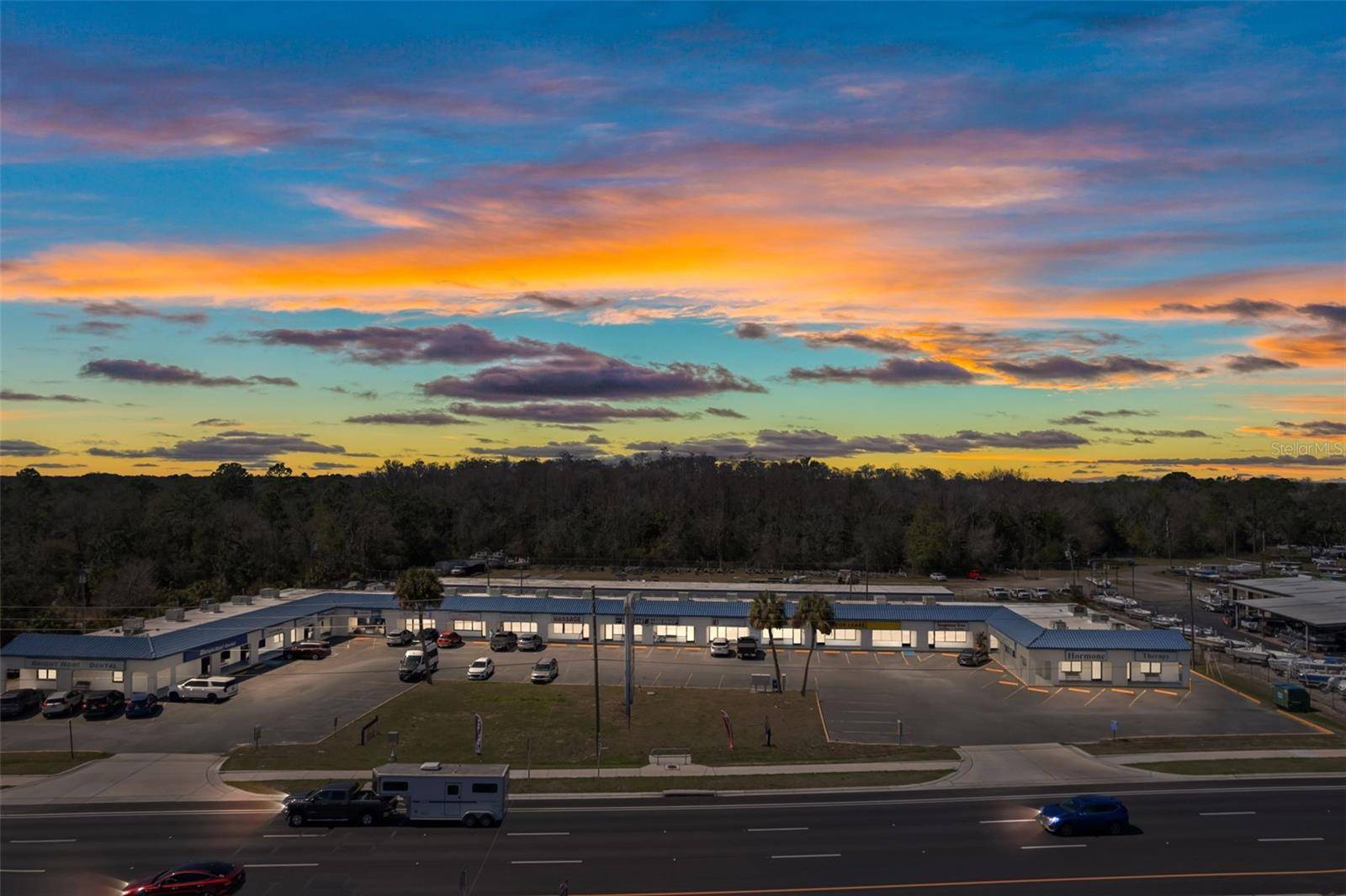 Prime Medical Office 1, 600 SF US 19 Crystal River Located in the heart of Crystal River along US 19 with exposure to over 32, 500 vehicles per day, this ...