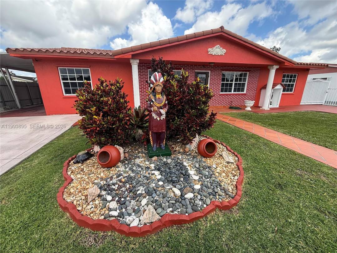 Beautiful single family home located in a prime area of Miami Gardens, conveniently close to shopping centers, dining, and major roadways.