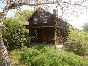 ANTIQUE COLONIAL STYLE HOME LOCATED IN THE KILLINGWORTH HISTORIC DISTRICT SET ON A 2 ACRE LEVEL LOT.