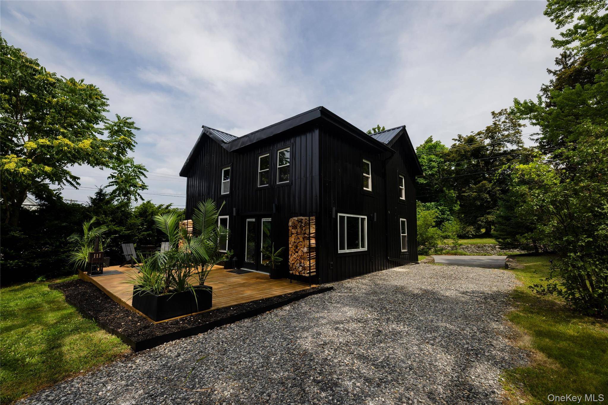 Nestled in the picturesque town of Hudson Greenport, this 1900 s Farmhouse has been completely transformed in to a stunning, stylish home with all the conveniences and modifications you could ...