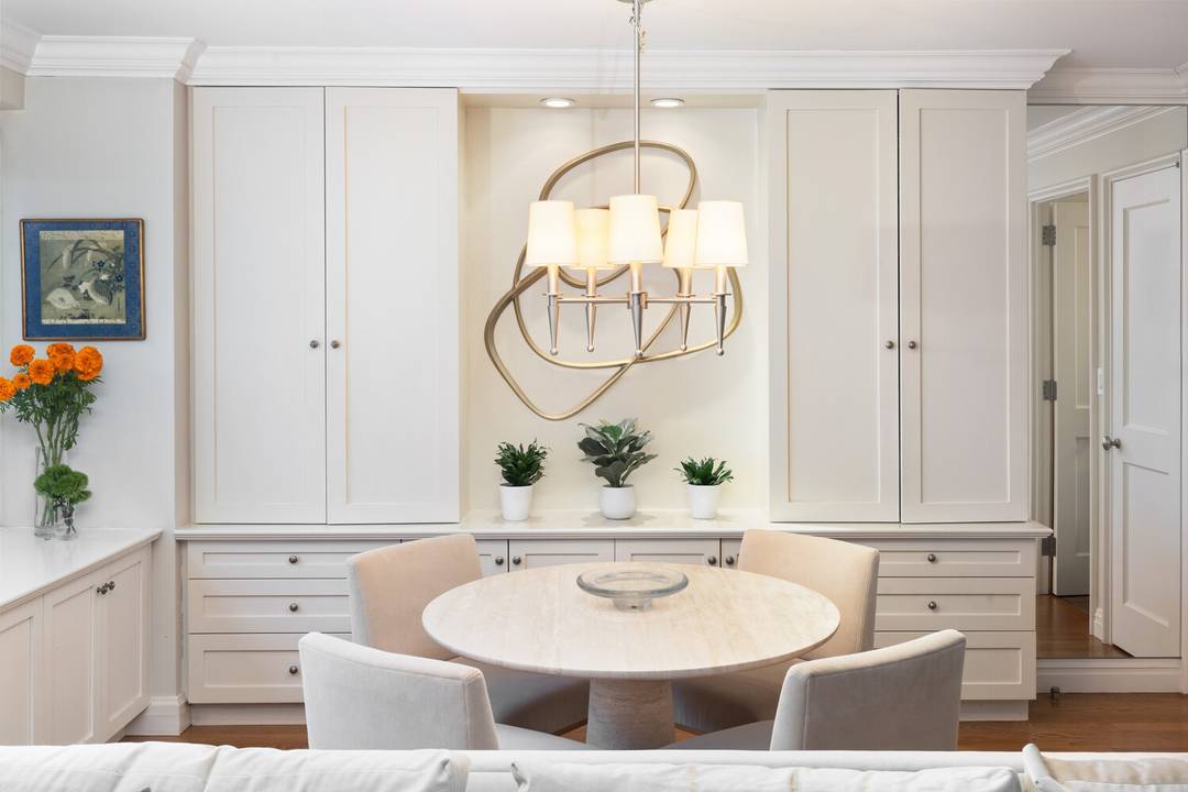 Impeccably renovated and maintained, large one bedroom steps from Central Park This beautiful home was designed with an eye to form and function.