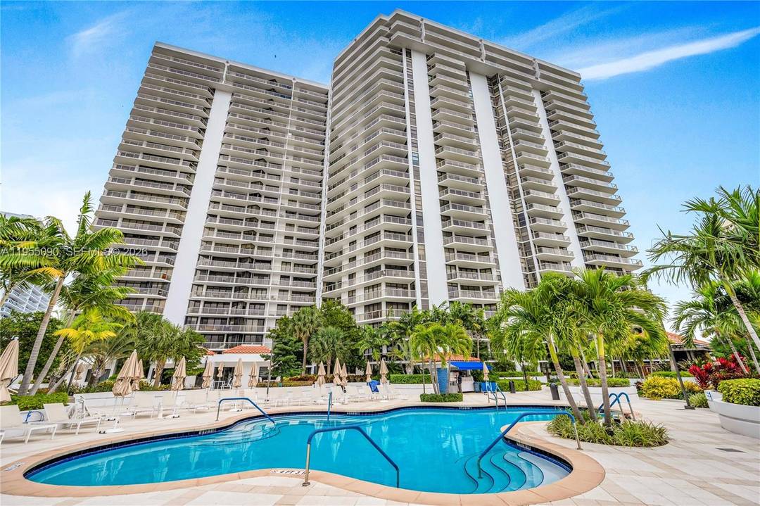 Resort style living in the heart of Aventura ; at a value that makes sense.