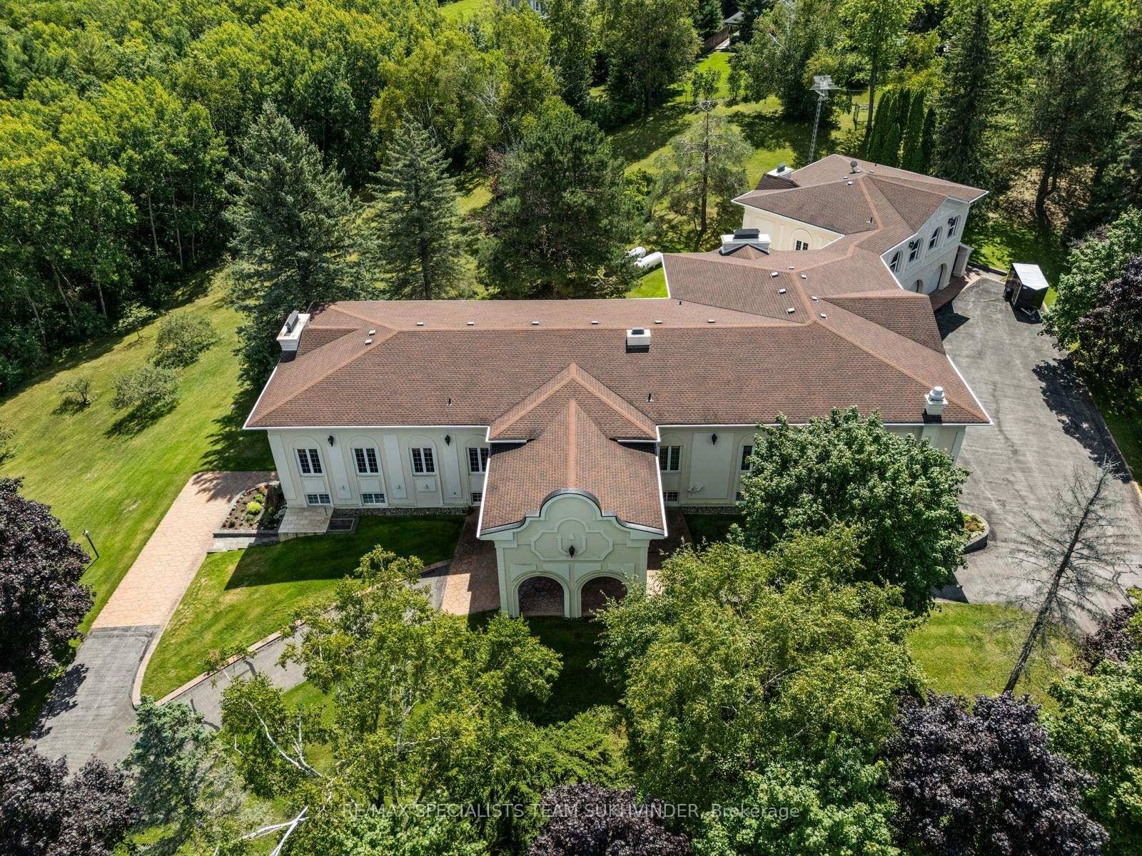 Set on over 5 acres with 11, 000 sqft of living space in one of King City's most sought after area, this estate showcases timeless artistry and impeccable attention to ...
