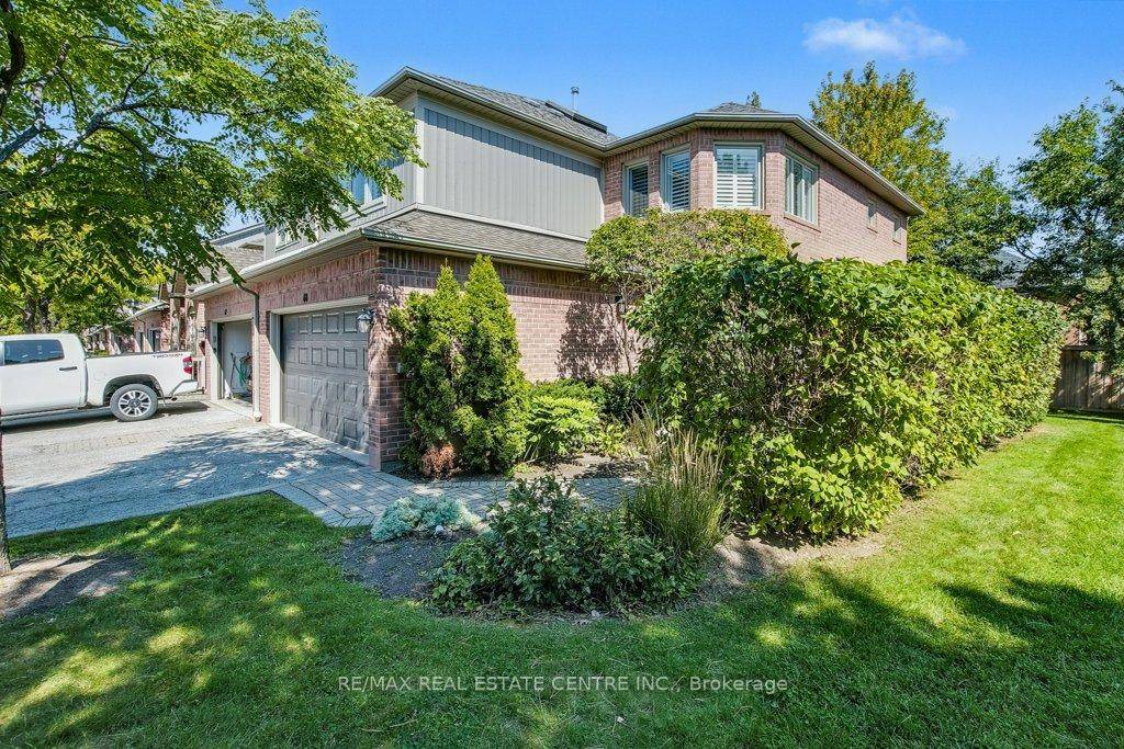 Transformed with over 130, 000 in renovations over the last 3 years, this stunning home boasts an open, airy kitchen that features custom cabinets, quartz countertops, a marble backsplash, and ...