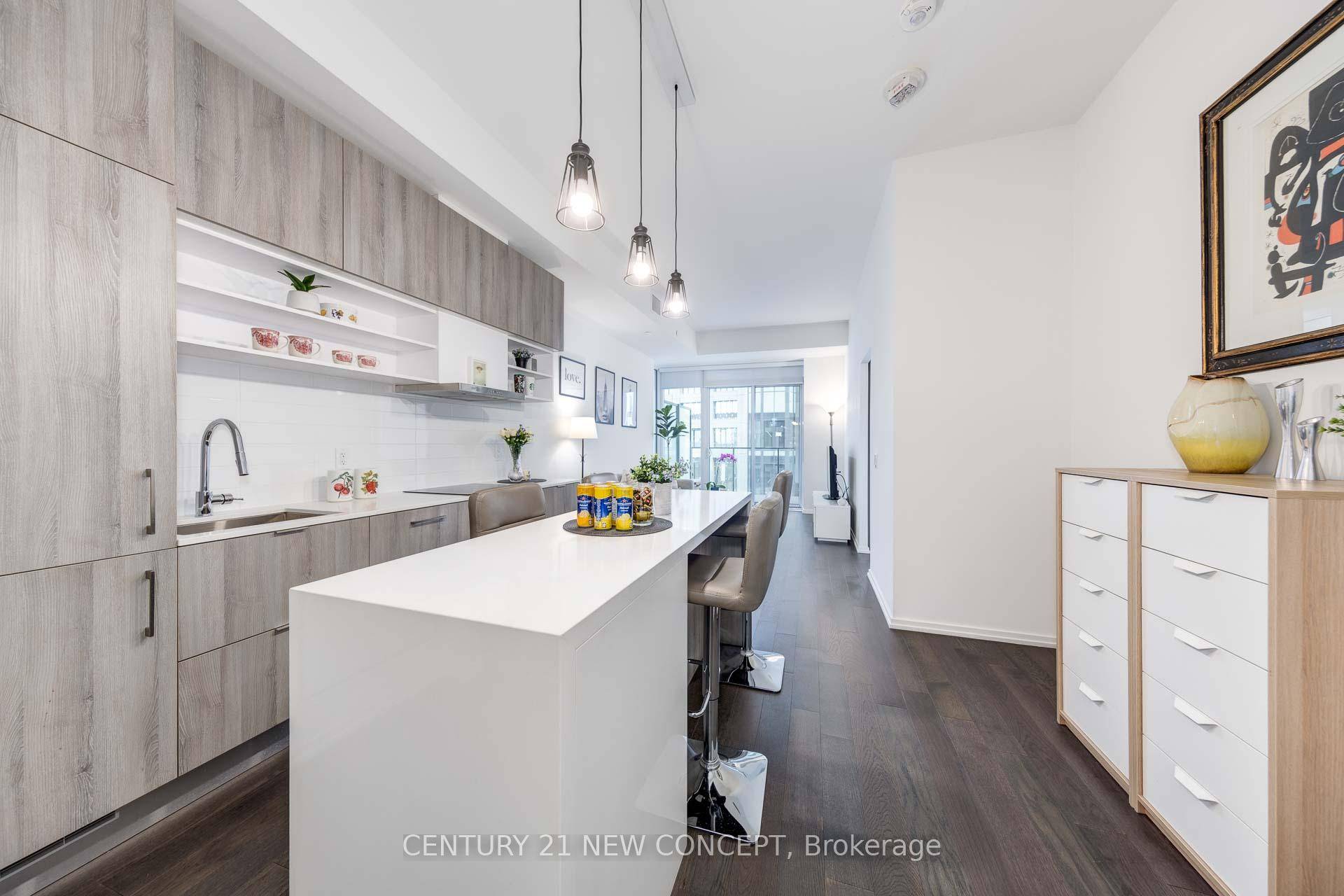 Welcome to the Iconic Art Shopped Lotfs Condos in the Vibrant Heart of Yonge amp ; Eglinton !