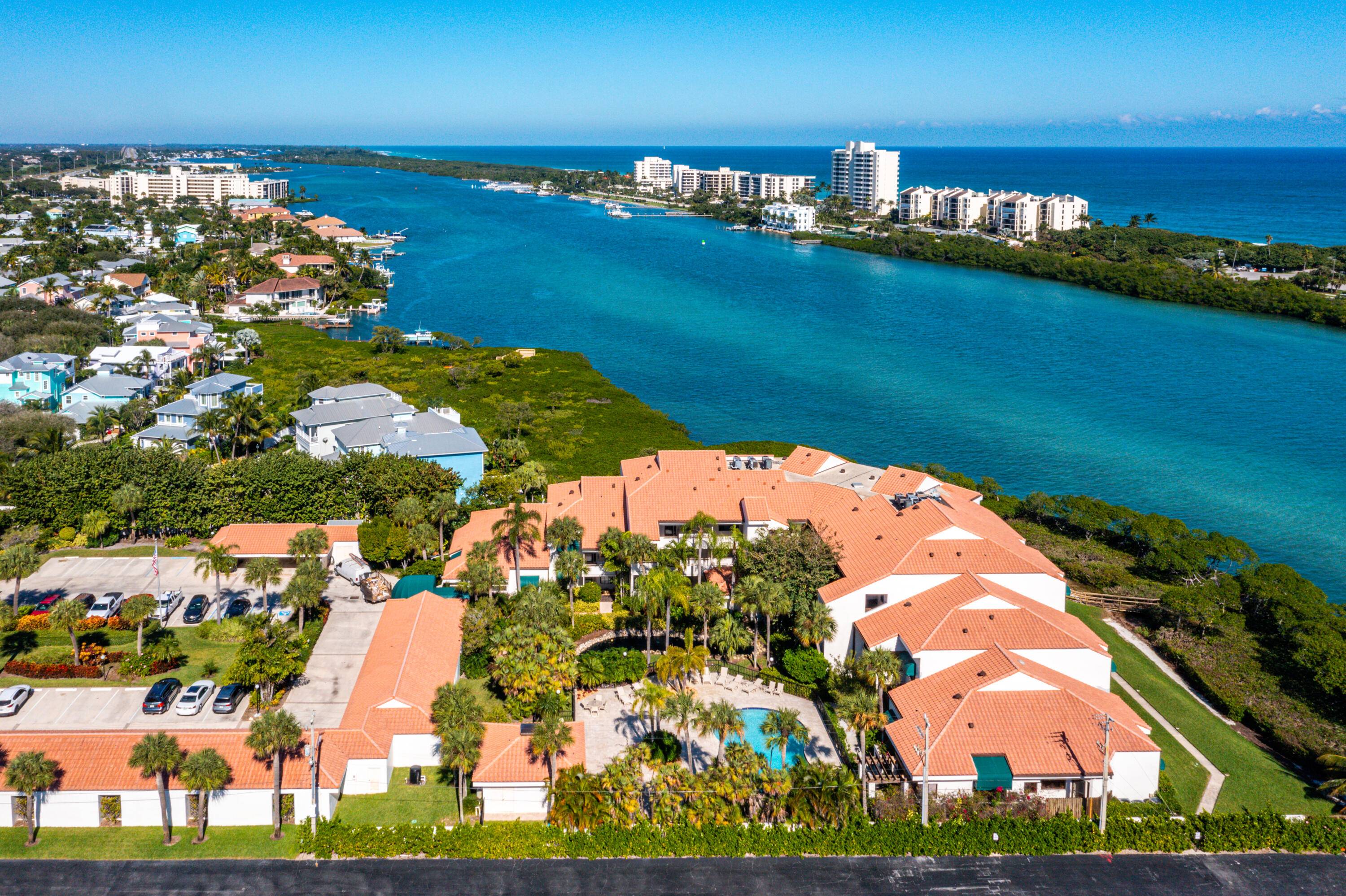 Show stopper ! This beautifully renovated 2 bed 2 bath unit has ultra wide views of the Intracoastal and peeks of the Atlantic Ocean !