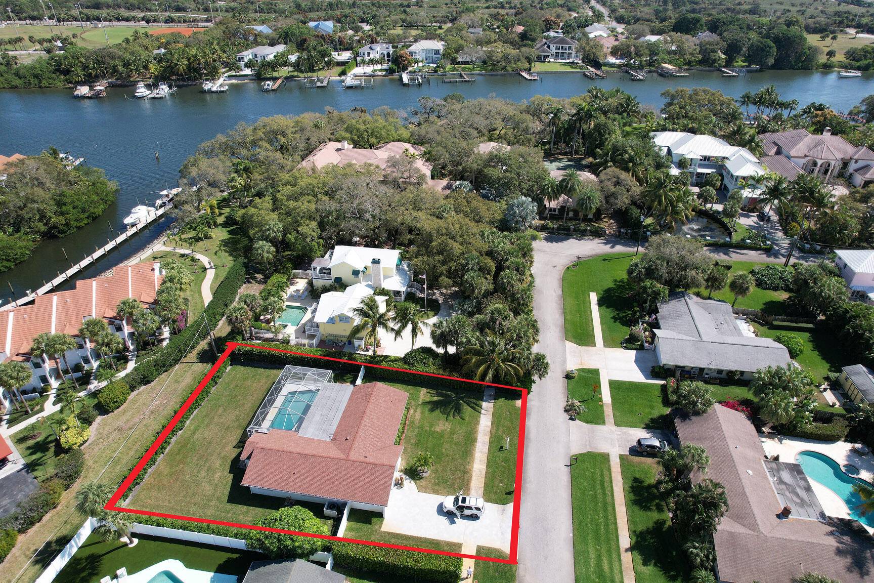 Completely renovated, beautiful flooring tiles, stainless steel appliances.