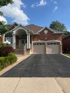 LOCATION ! LOCATION !. Welcome to 2314 Woodridge Way, ideally situated on Woodridge Way and Eighth Line.
